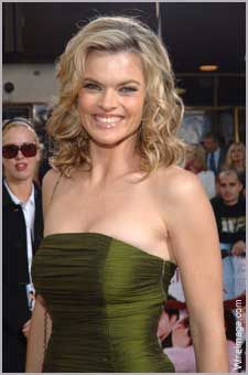  Missi Pyle   Height, Weight, Age, Stats, Wiki and More